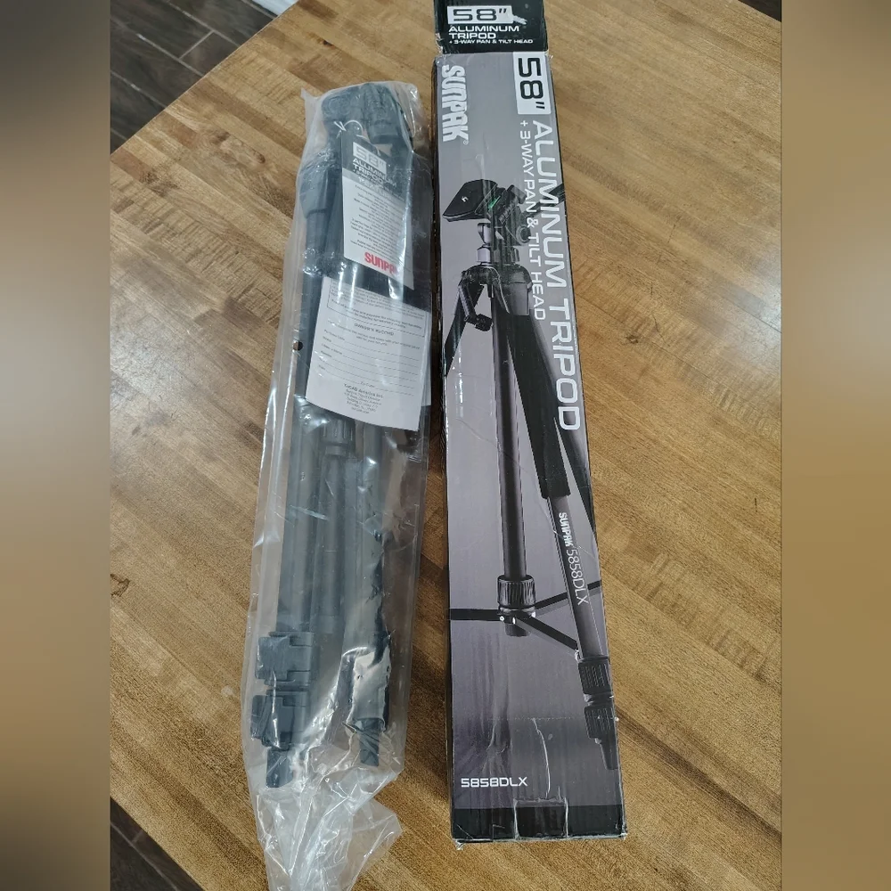 Tripod Sunpak 5858D 3 Section Aluminum Tripod with 3-Way Pan/Tilt Head SPORTS